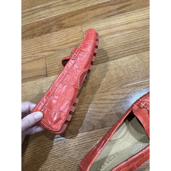Coach Arlene Leather Driving Loafers Red Orange Gold Kisslock Detail Size 7.5 - Picture 3 of 9